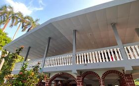 La Casona Sv Hostal